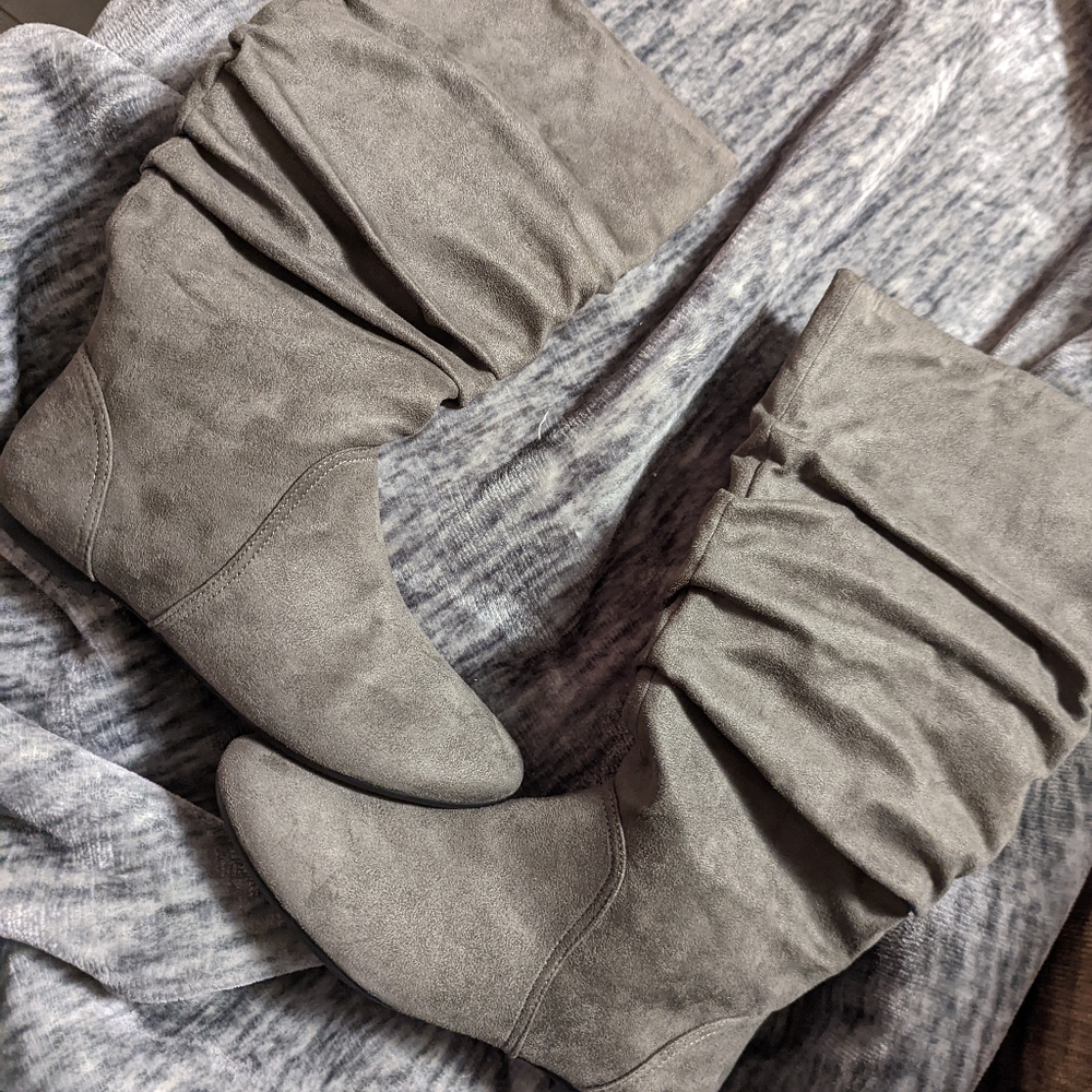 Fall return trend.american eagle boots - Picture 3 of 5